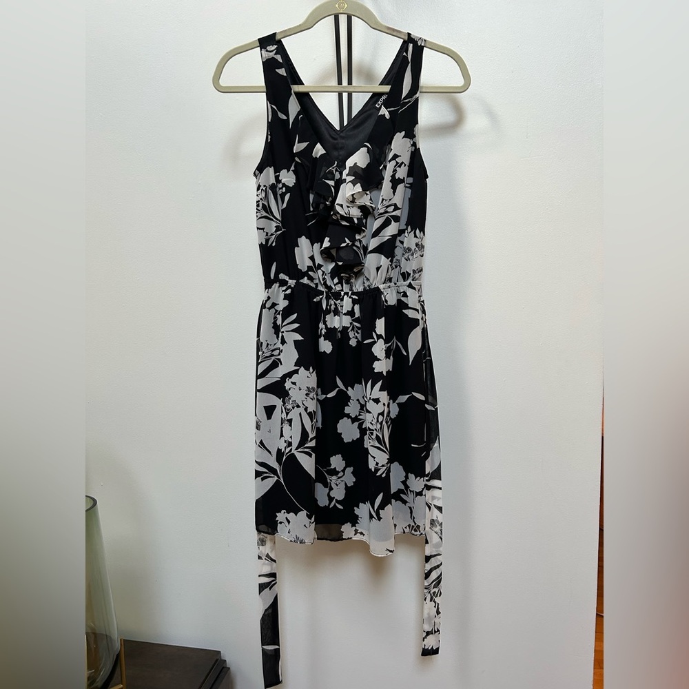 Black and White Floral Express Dress - Size S